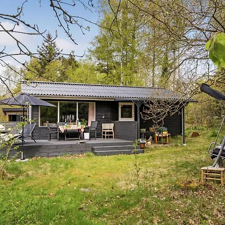1 Bedroom Lovely In Дом отдыха