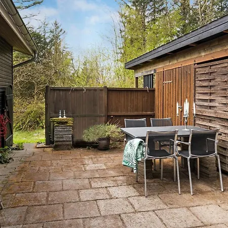 Vakantiehuis 1 Bedroom Lovely In Nibe